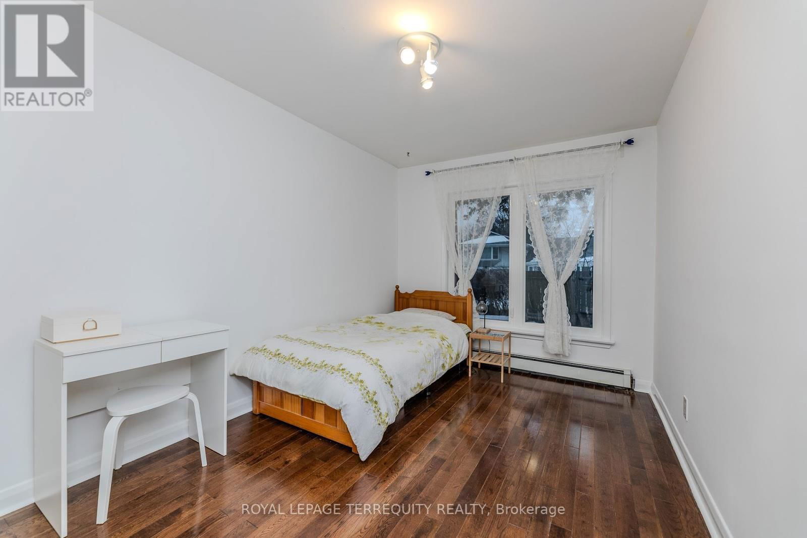 96 TALMAGE AVENUE Image 20