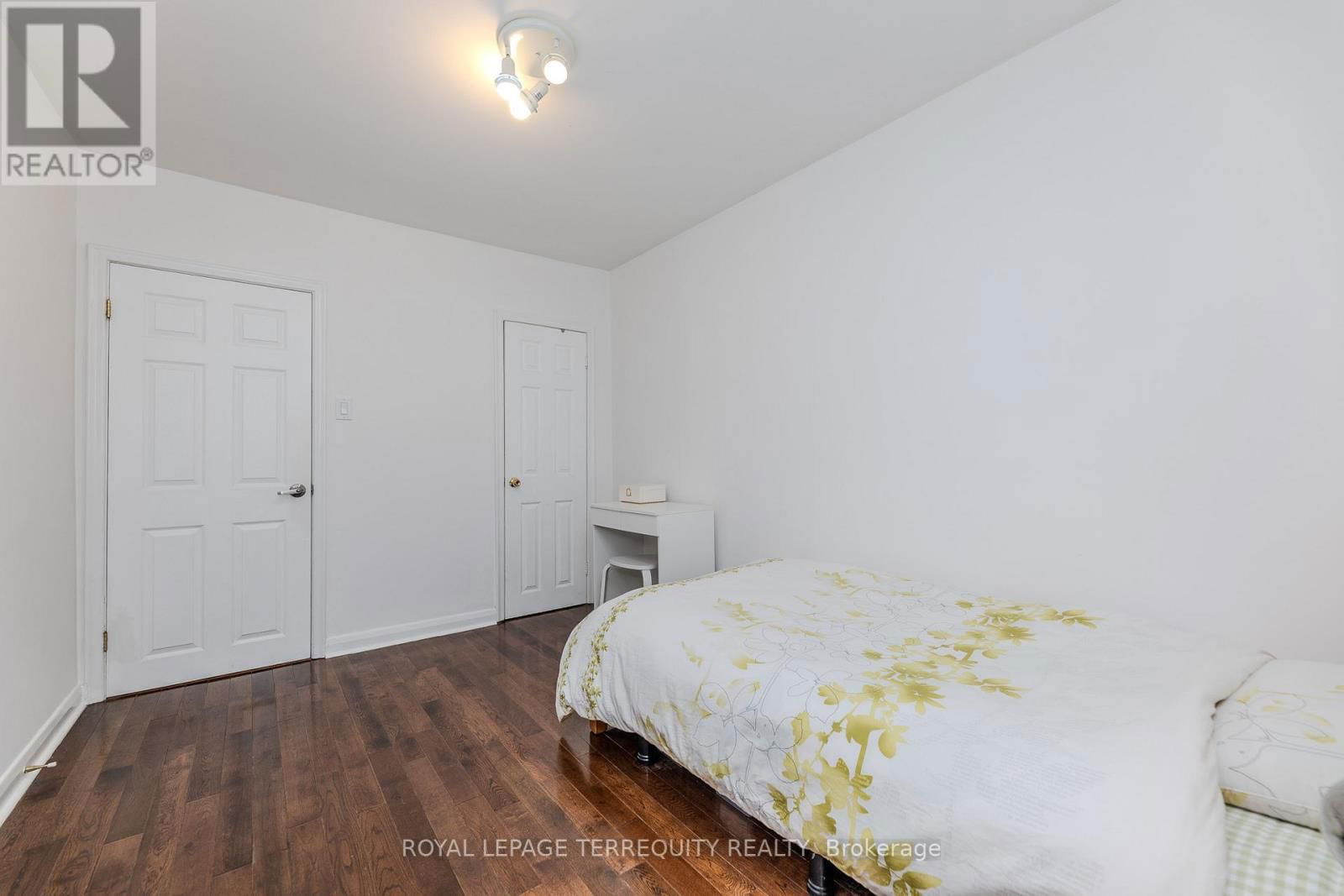 96 TALMAGE AVENUE Image 21