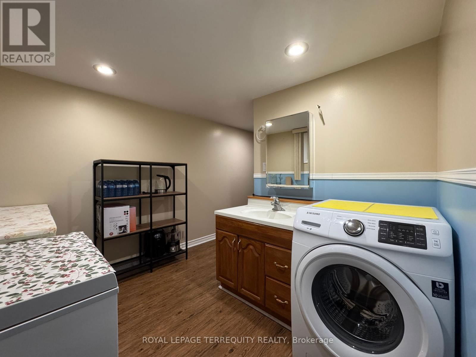 96 TALMAGE AVENUE Image 31