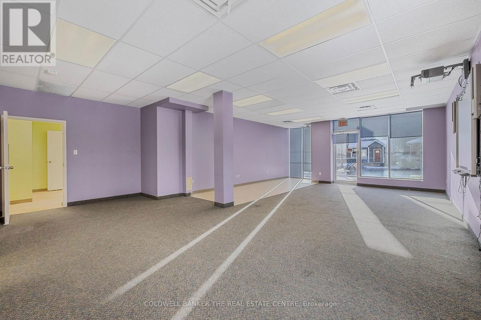 361 EAGLE STREET Image 20