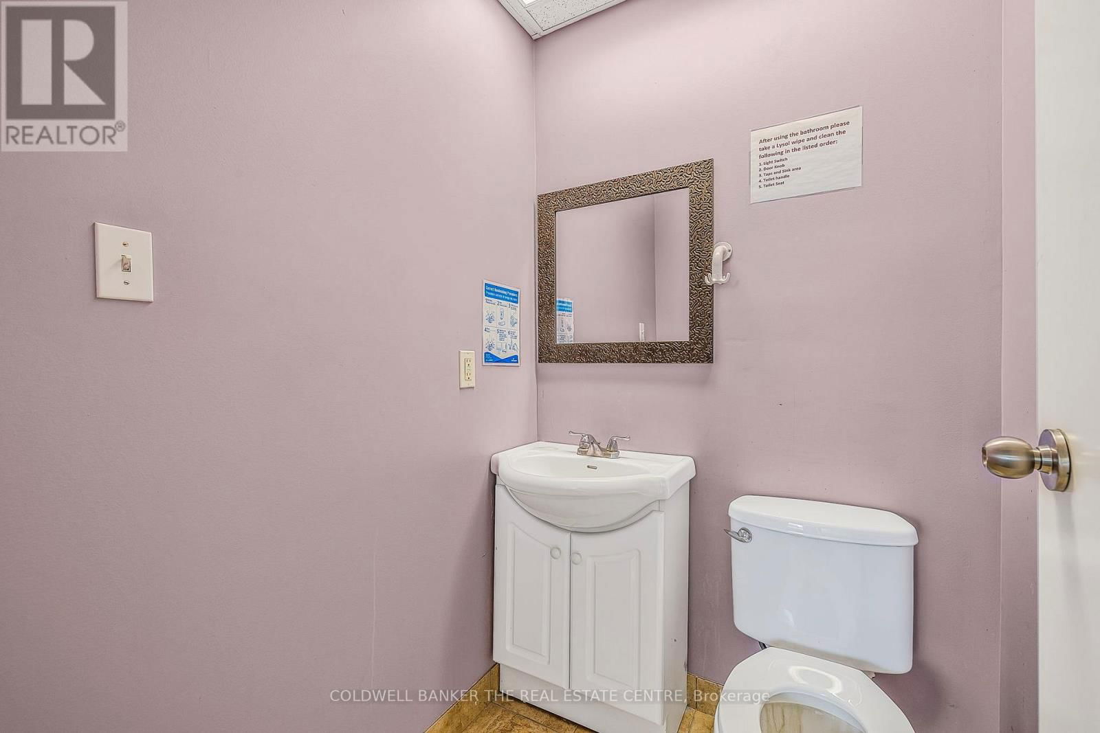 361 EAGLE STREET Image 36
