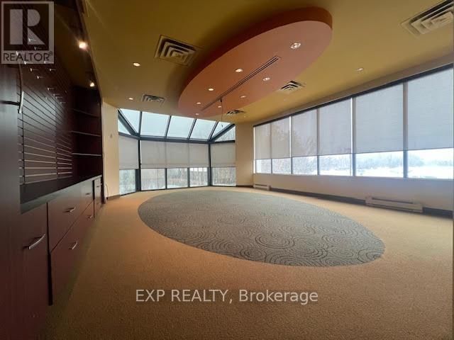 208 - 275 RENFREW DRIVE Image 14