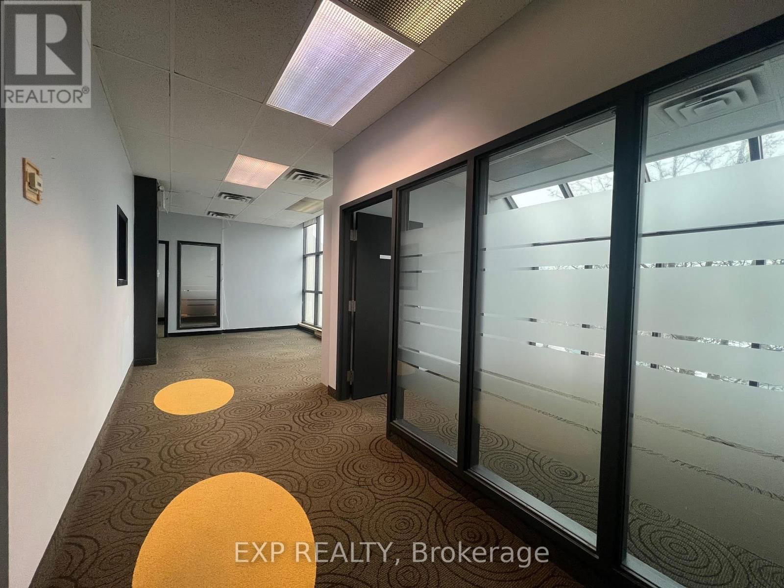 208 - 275 RENFREW DRIVE Image 5