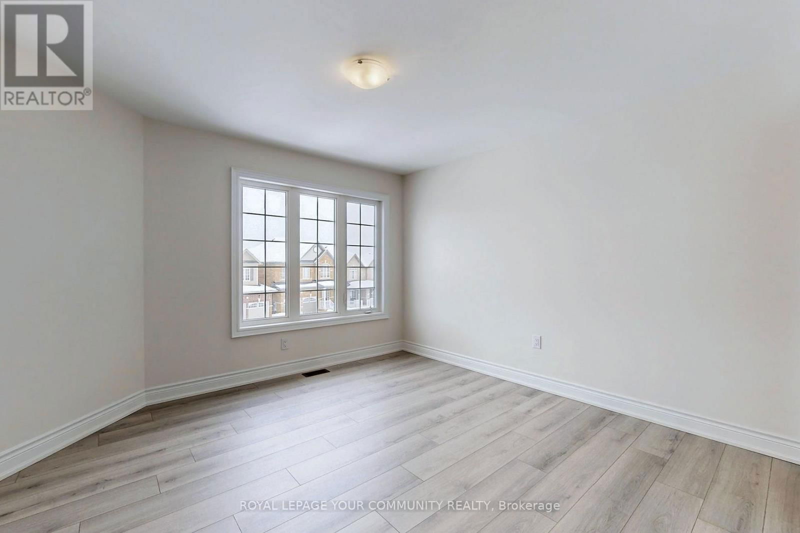 7 DAWN BLOSSOM DRIVE Image 18