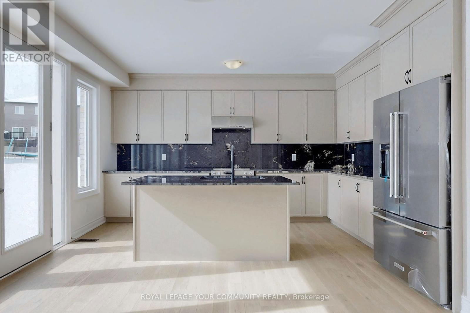 7 DAWN BLOSSOM DRIVE Image 7