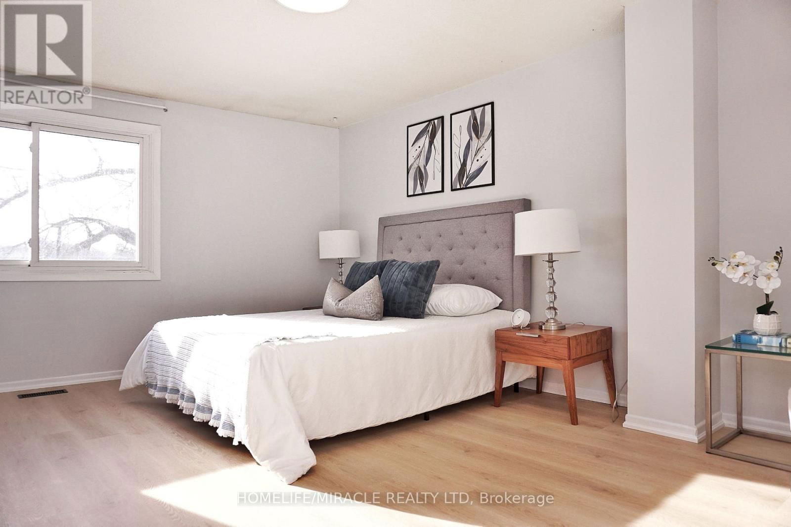 16 THATCHERS MILL WAY Image 31