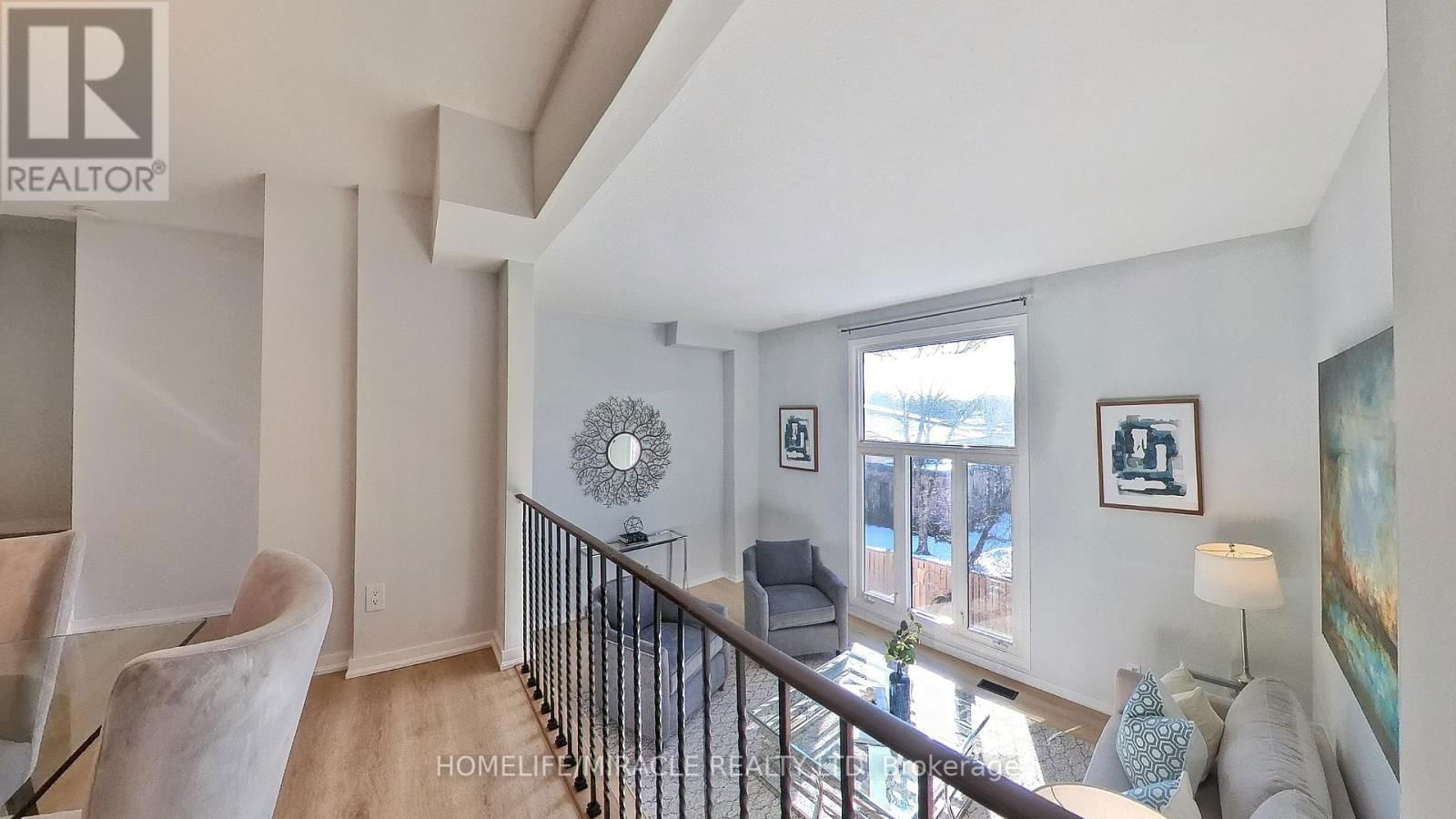 16 THATCHERS MILL WAY Image 5