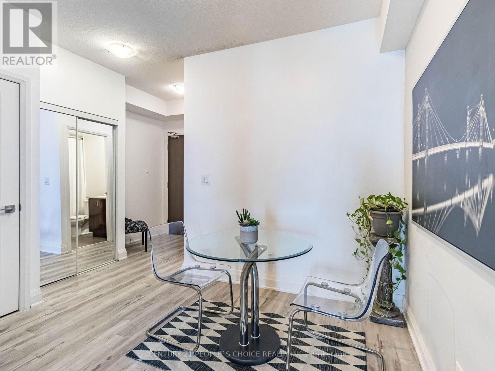 #2232 - 7161 YONGE STREET Image 8