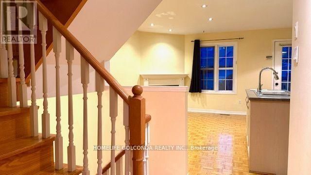 82 ELLESMERE STREET Image 19