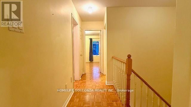 82 ELLESMERE STREET Image 26