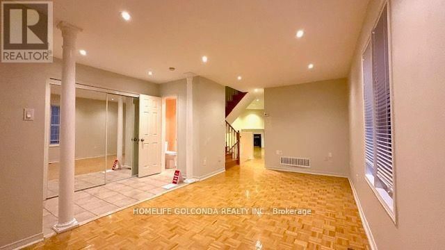 82 ELLESMERE STREET Image 33