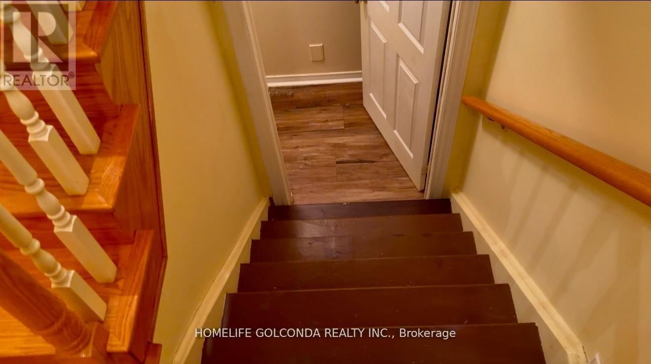 82 ELLESMERE STREET Image 35