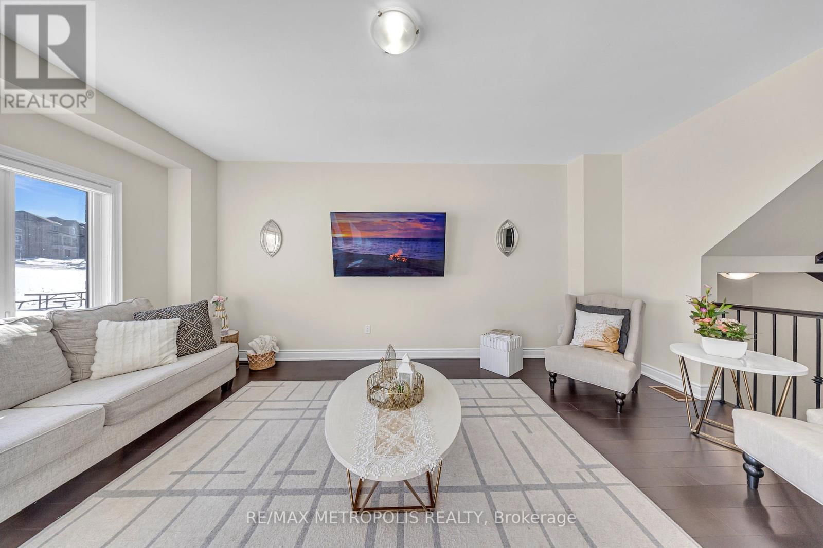121 KENNEDY BOULEVARD Image 11