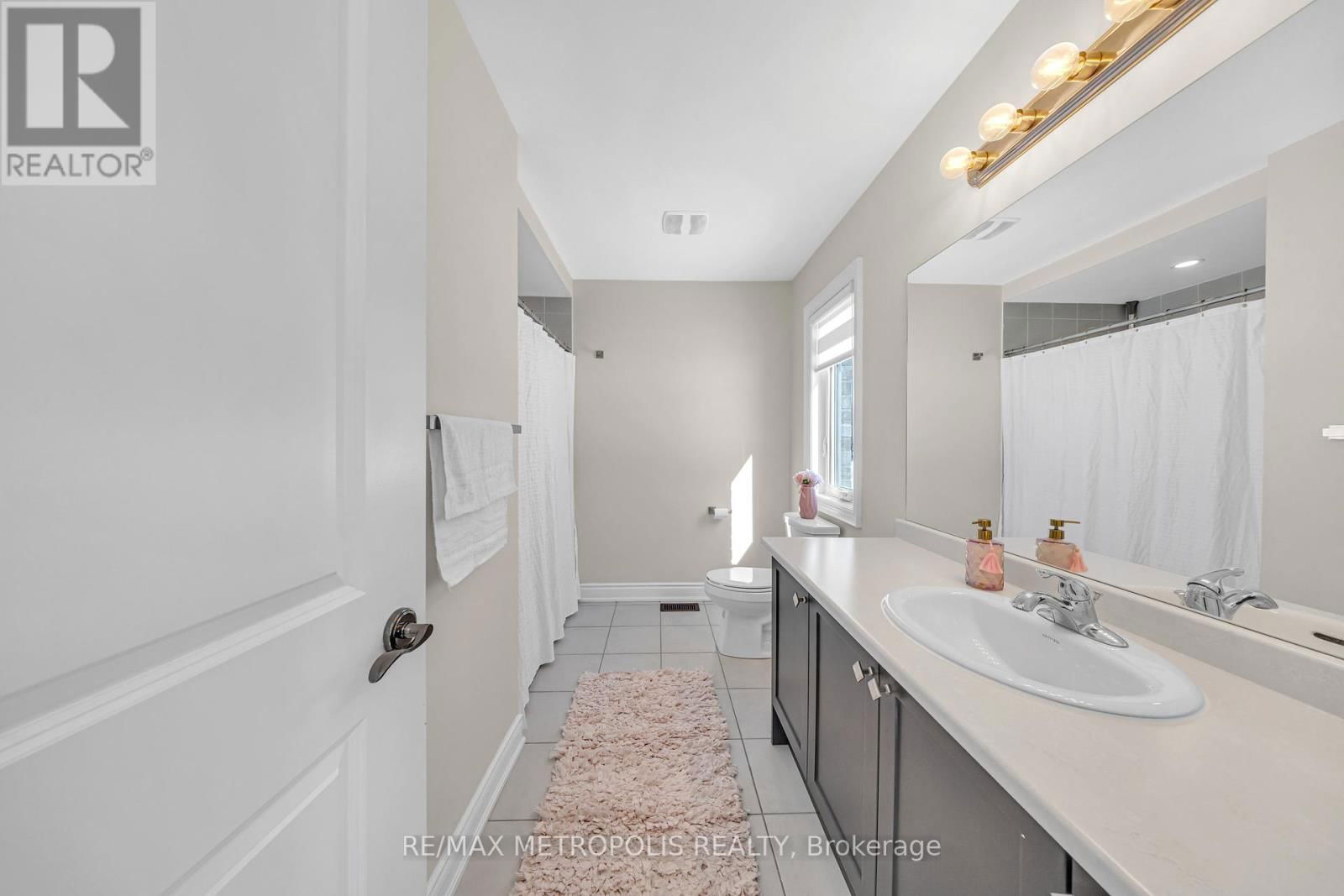 121 KENNEDY BOULEVARD Image 29