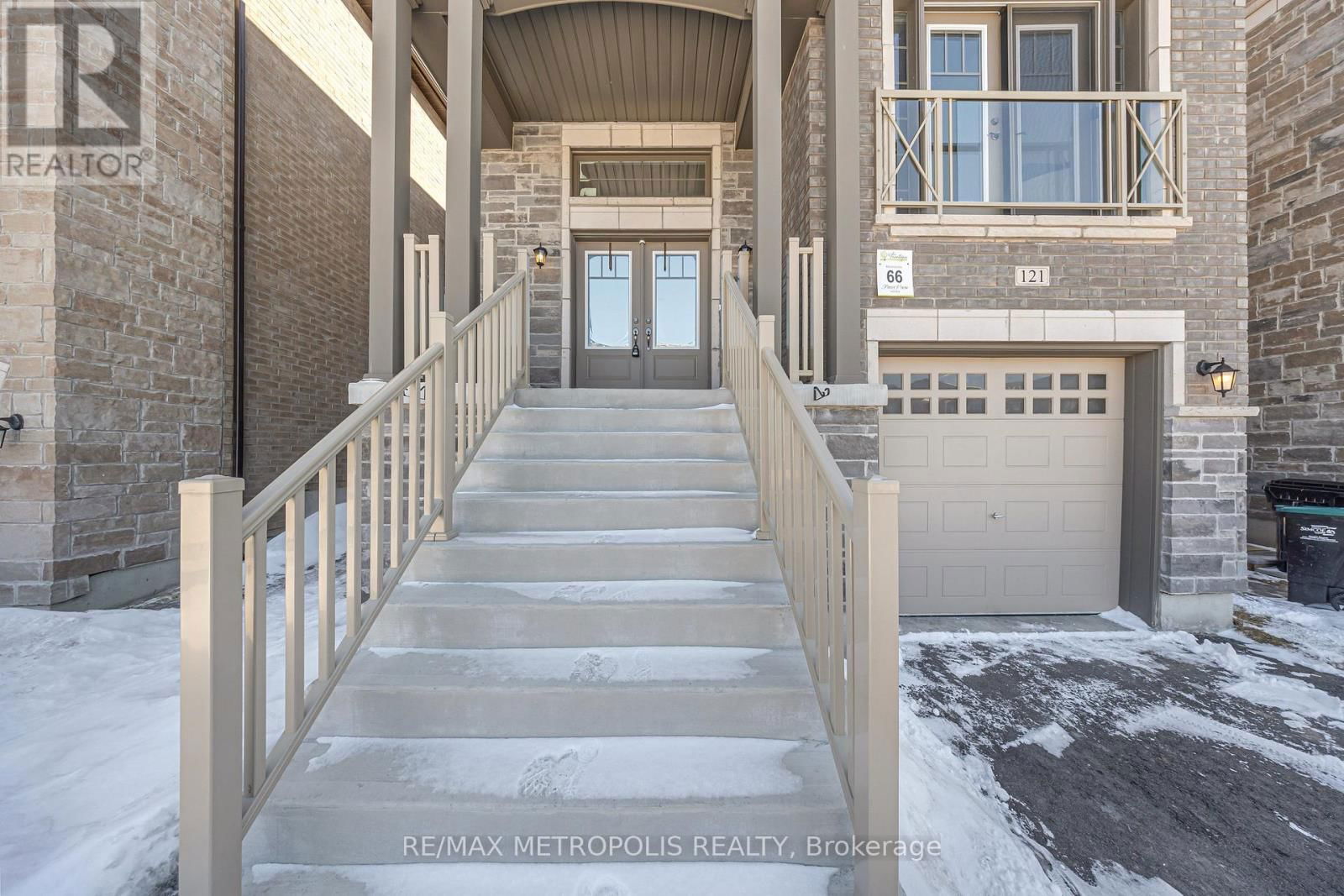 121 KENNEDY BOULEVARD Image 30