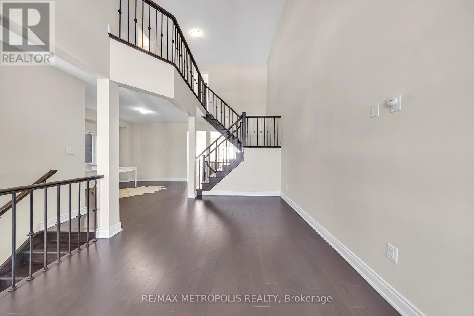 121 KENNEDY BOULEVARD Image 39