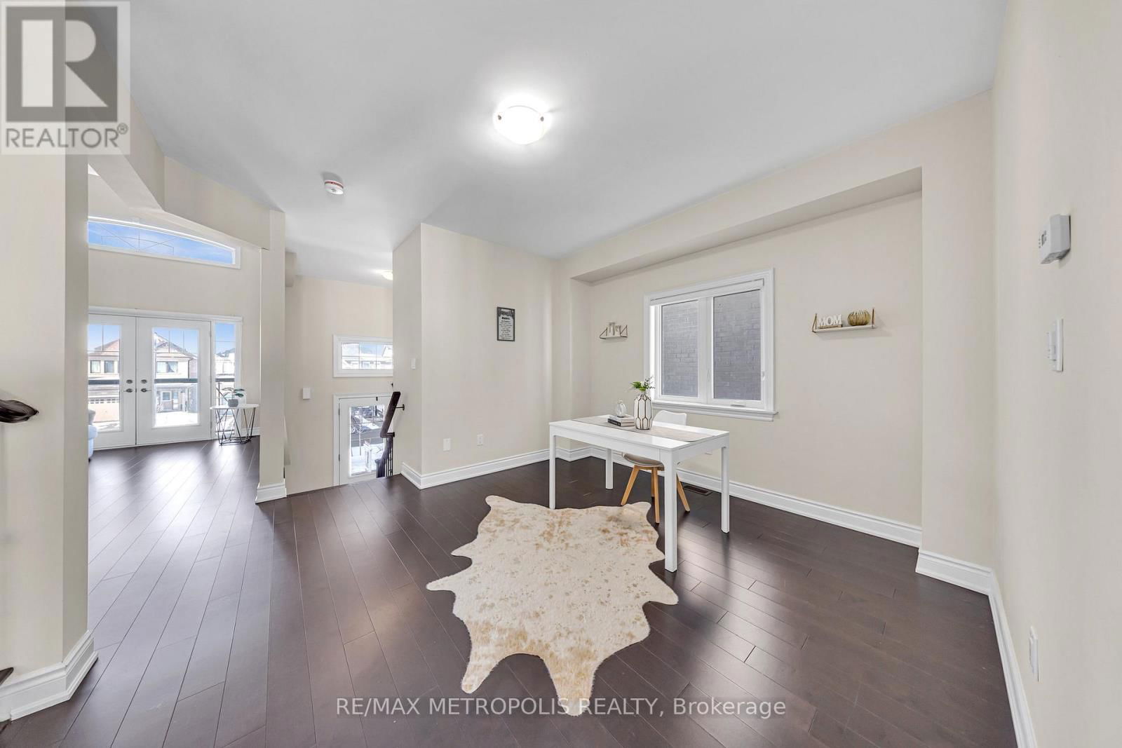 121 KENNEDY BOULEVARD Image 42