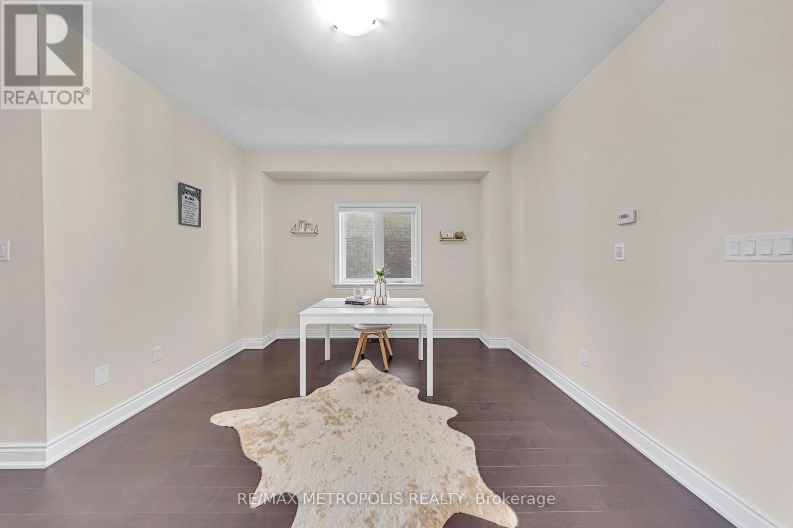 121 KENNEDY BOULEVARD Image 44