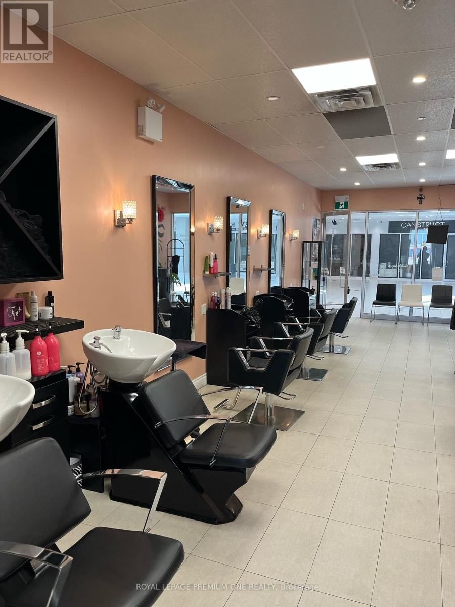 227 - 7777 WESTON ROAD Image 7