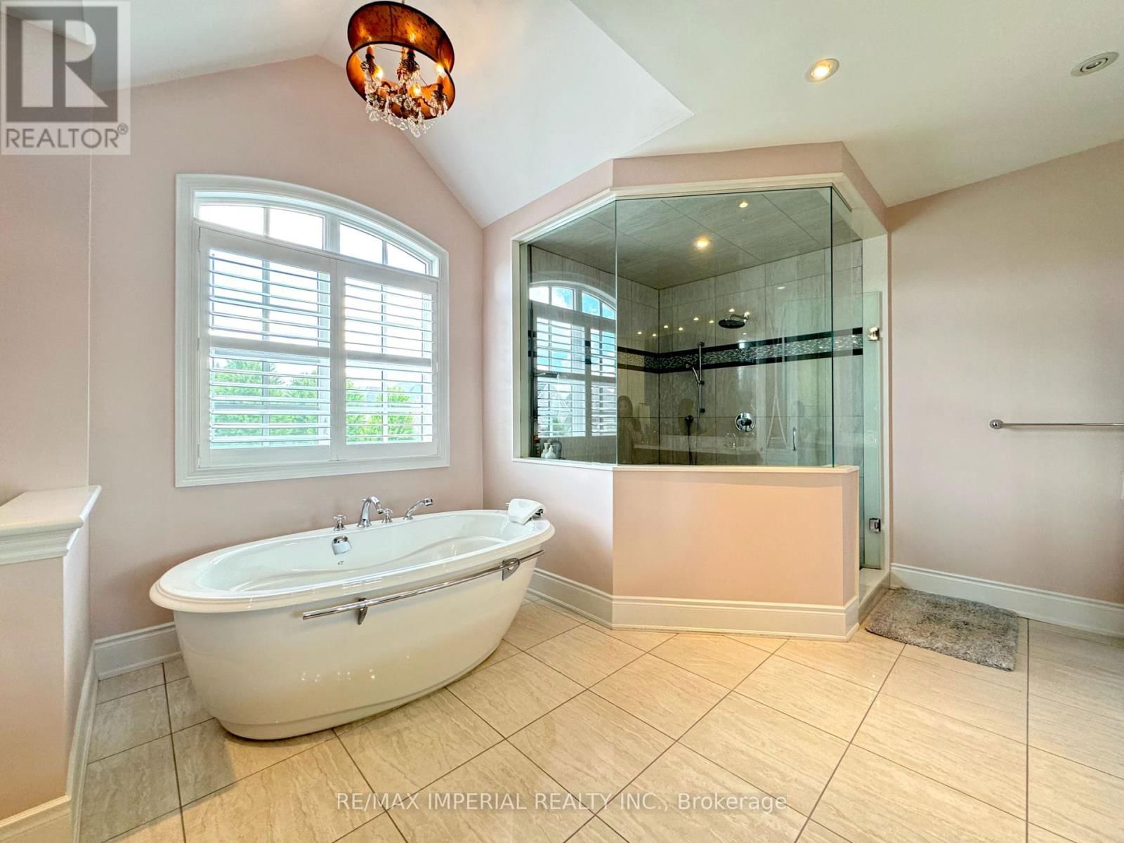 190 ANGUS GLEN BOULEVARD Image 20