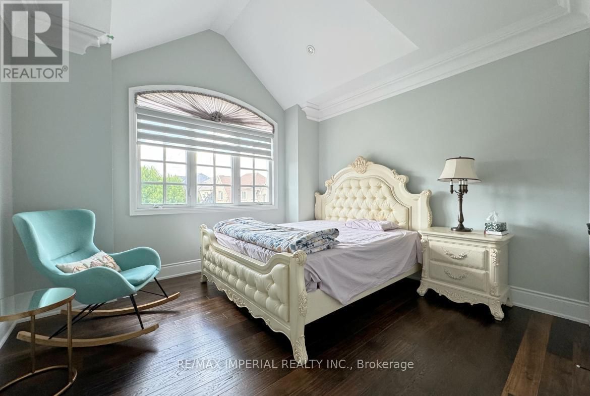 190 ANGUS GLEN BOULEVARD Image 23