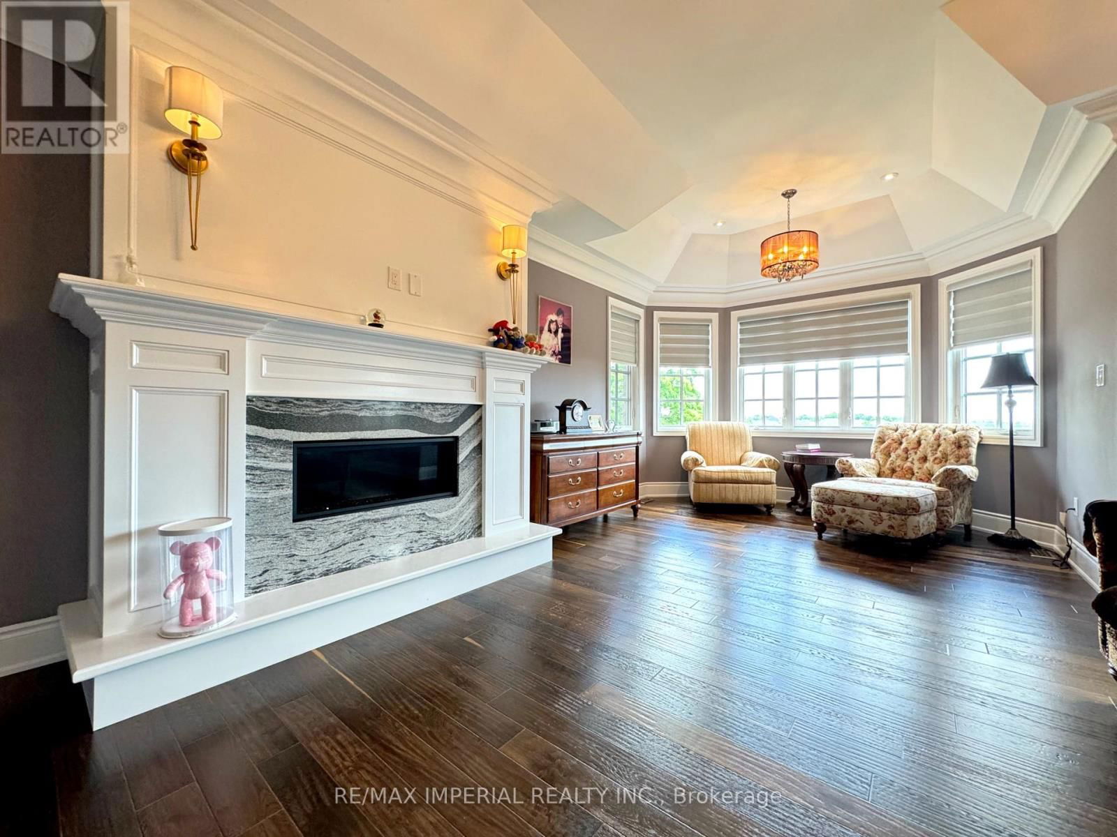 190 ANGUS GLEN BOULEVARD Image 5