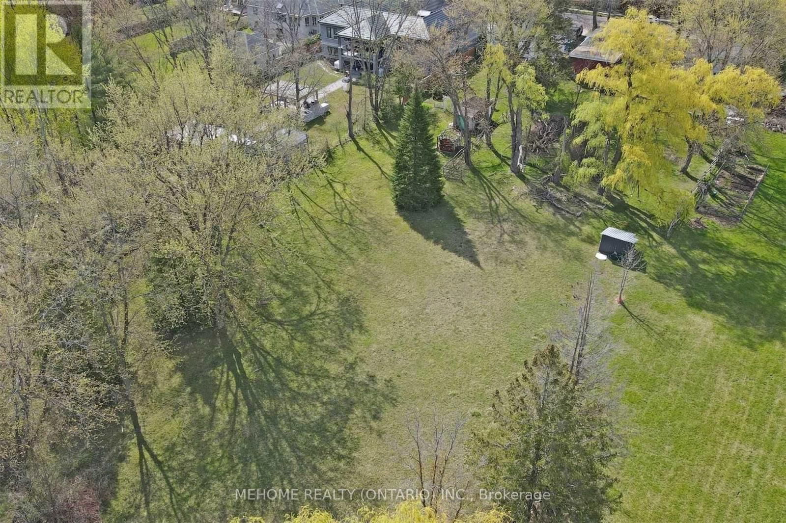 26 DOUGLAS ROAD Image 5