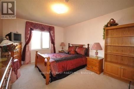 333 SAVAGE ROAD Image 8