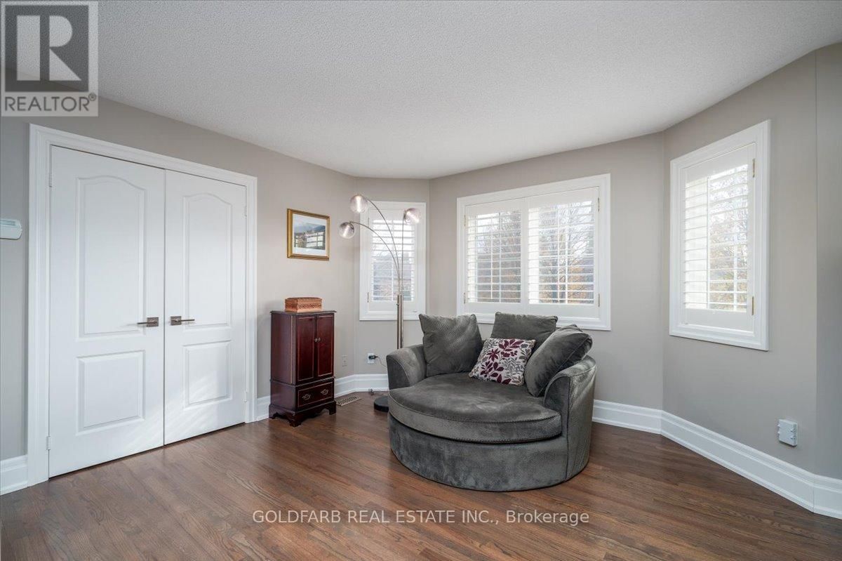 215 THOMSON CREEK BOULEVARD Image 19