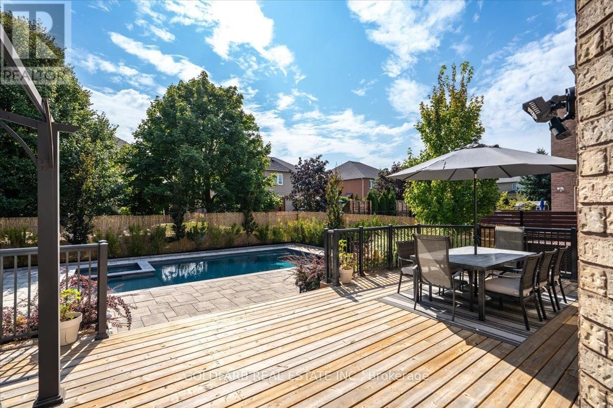 215 THOMSON CREEK BOULEVARD Image 36