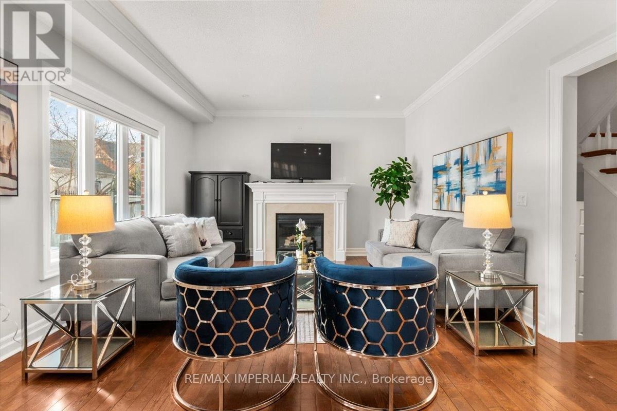 20 ANGUS GLEN BOULEVARD Image 20