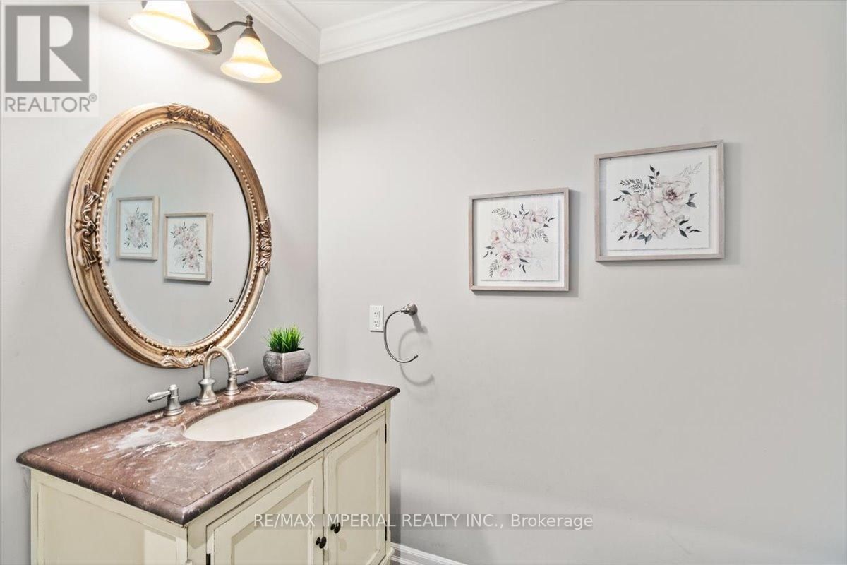 20 ANGUS GLEN BOULEVARD Image 23