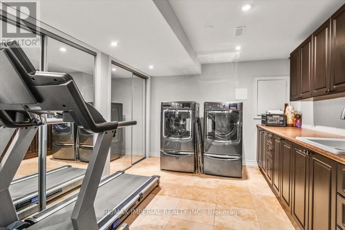 20 ANGUS GLEN BOULEVARD Image 37