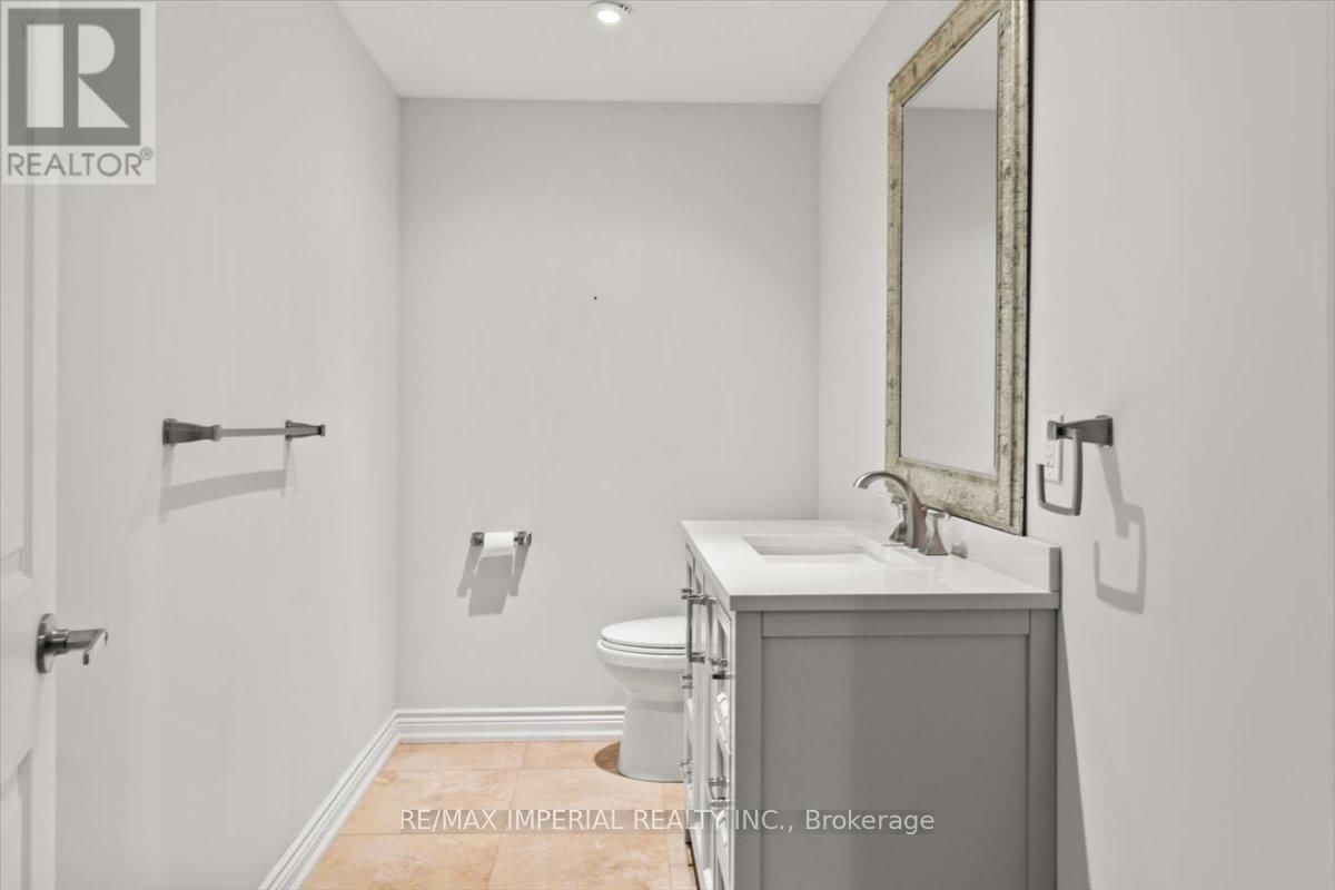 20 ANGUS GLEN BOULEVARD Image 38