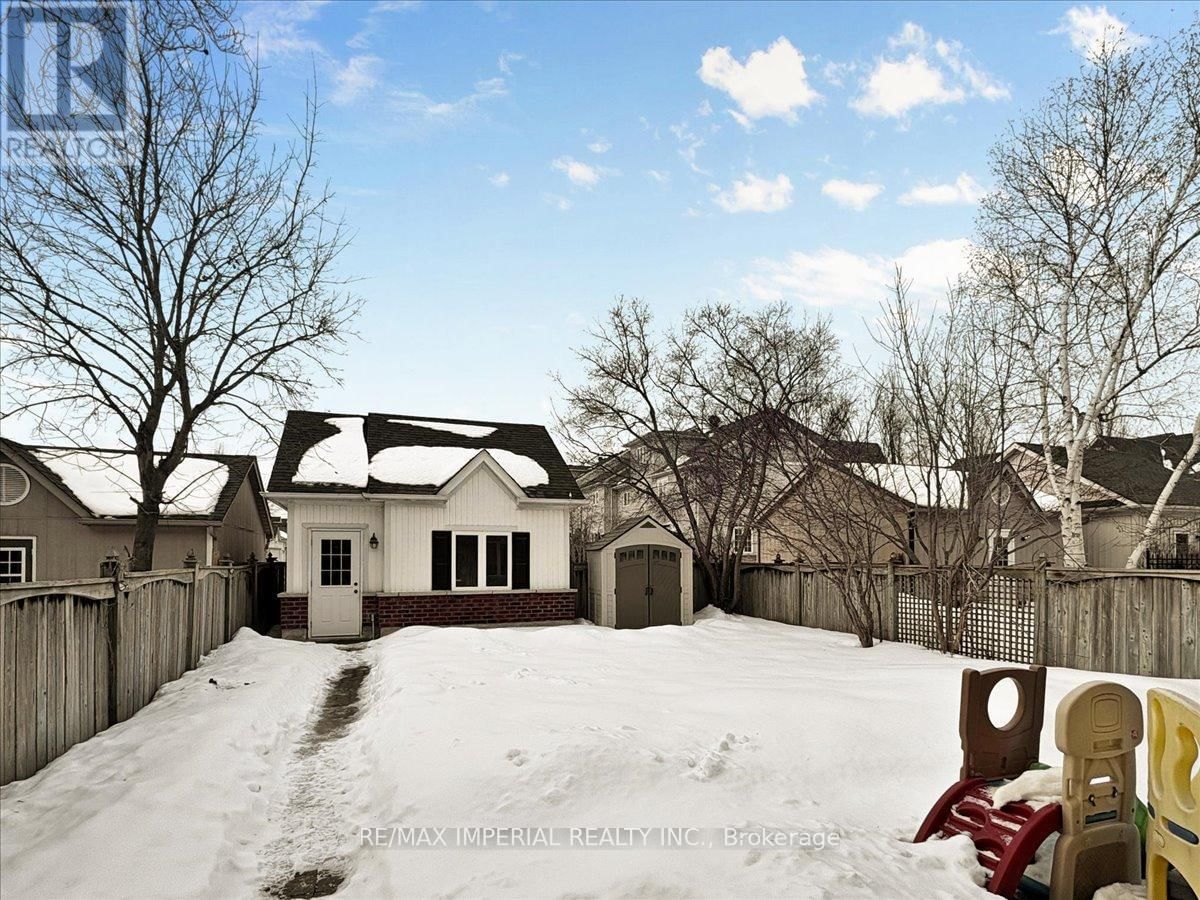 20 ANGUS GLEN BOULEVARD Image 42