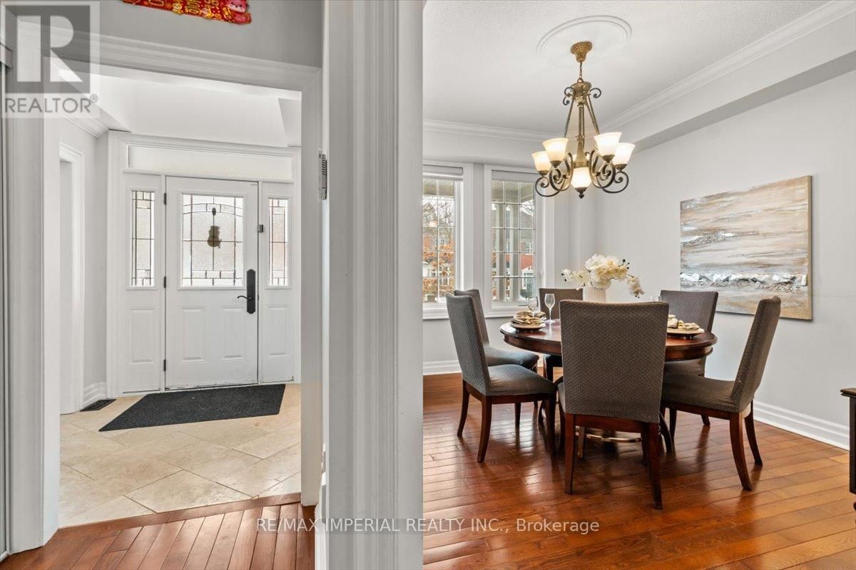 20 ANGUS GLEN BOULEVARD Image 5