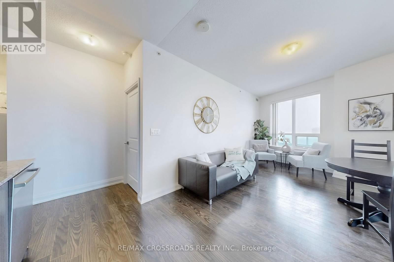 2408 - 7171 YONGE STREET Image 9