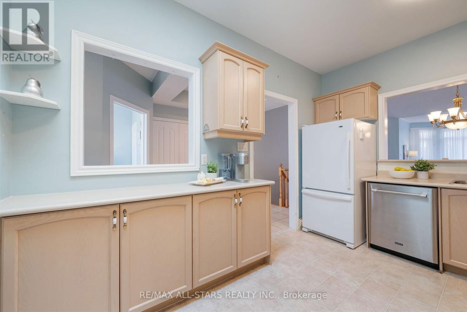 19 CHRISTINA FALLS WAY Image 11