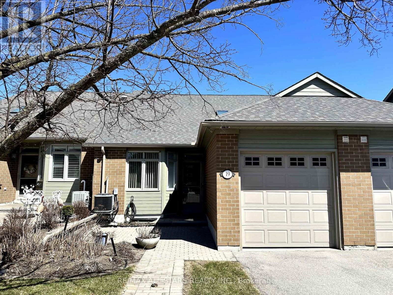 19 CHRISTINA FALLS WAY Image 2