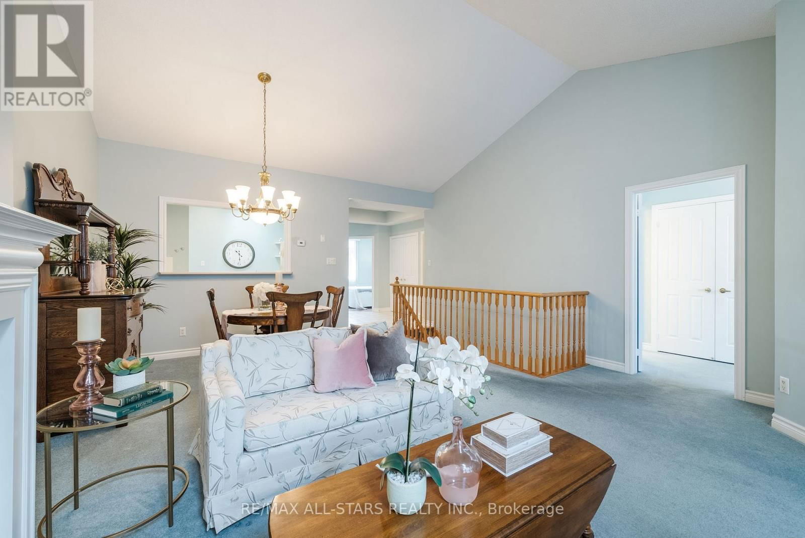 19 CHRISTINA FALLS WAY Image 5