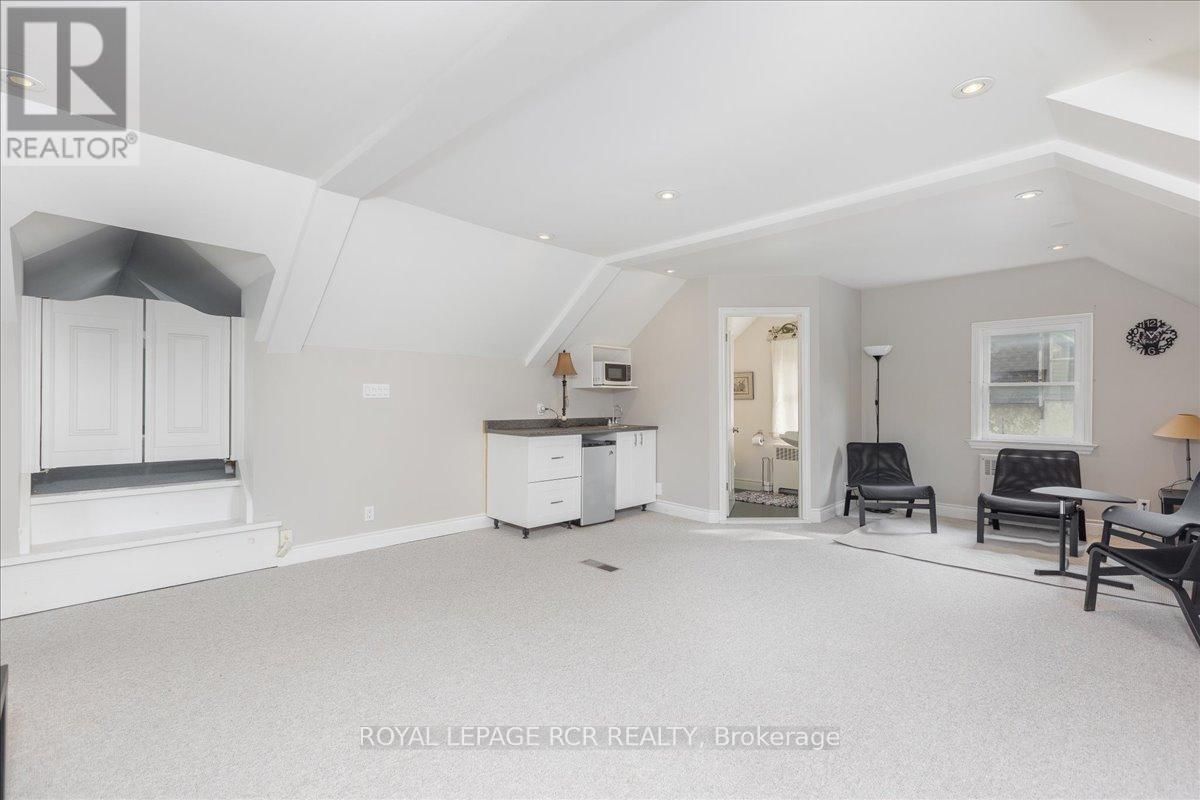 50 WELLINGTON STREET EAST Image 9