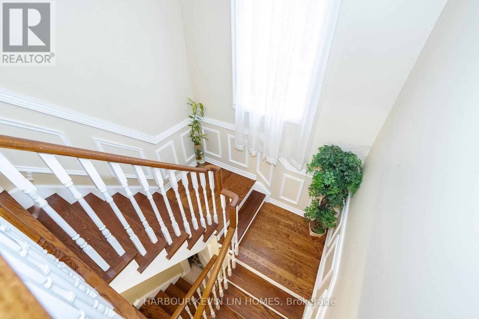 67 SUNRIDGE STREET Image 7
