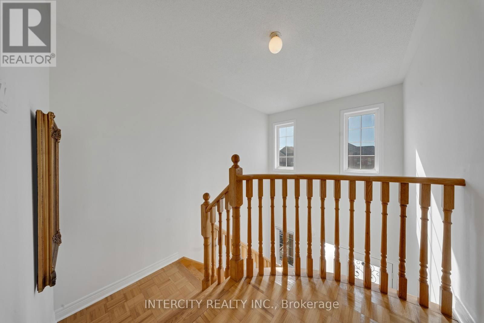 88 CANYON GATE CRESCENT Image 16