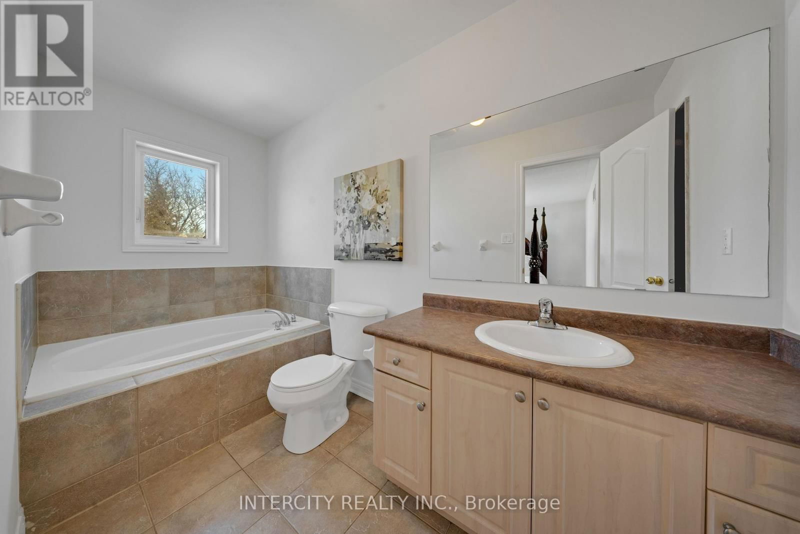 88 CANYON GATE CRESCENT Image 18