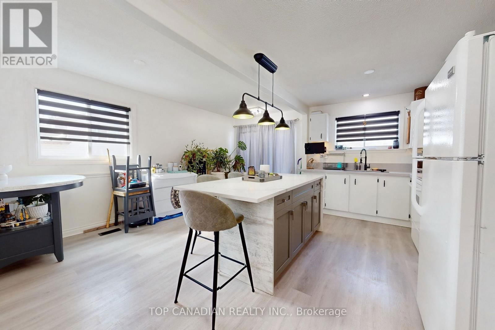 772 HAPPY VALE DRIVE Image 10