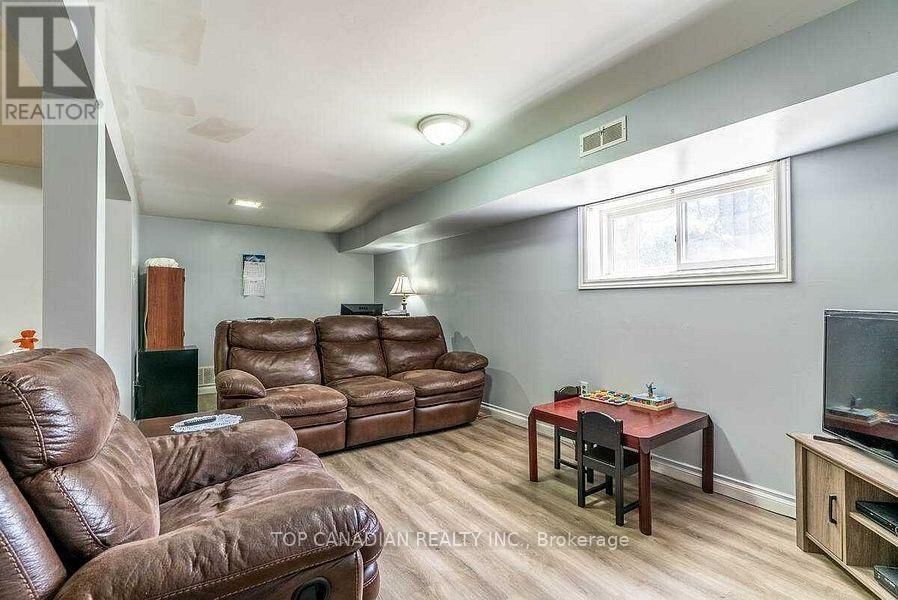 772 HAPPY VALE DRIVE Image 23