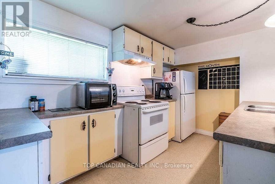 772 HAPPY VALE DRIVE Image 26
