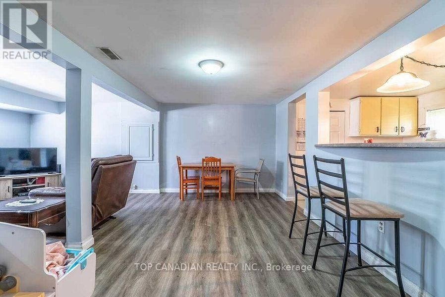 772 HAPPY VALE DRIVE Image 28