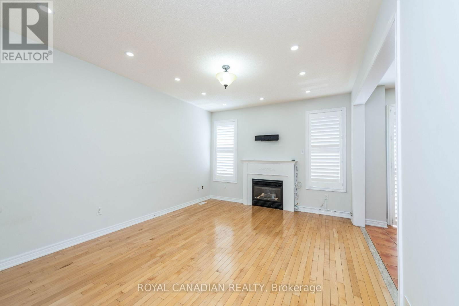 119 SAFFRON STREET Image 13