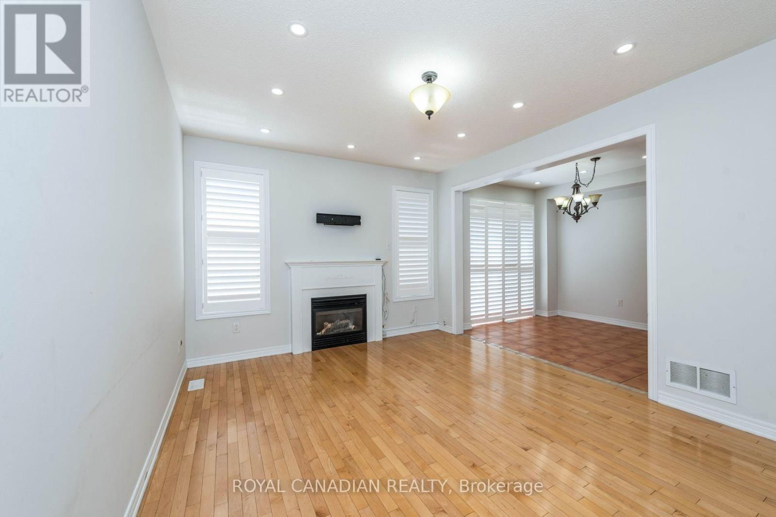 119 SAFFRON STREET Image 14
